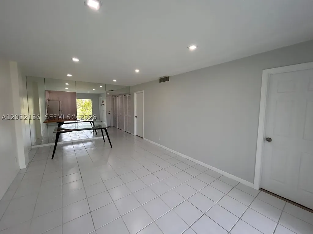 5401 NW 2nd Avenue Boca Raton FL 33487