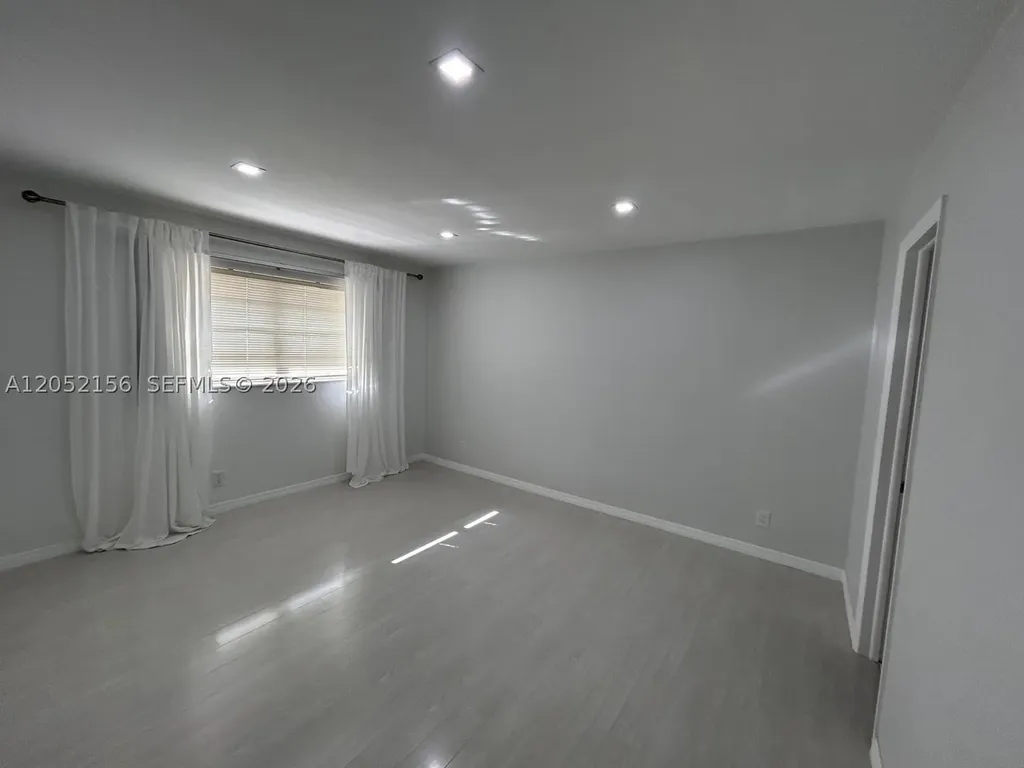 5401 NW 2nd Avenue Boca Raton FL 33487