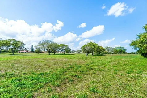 5401 NW 2nd Avenue Boca Raton FL 33487