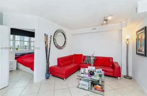 905 Brickell Bay Drive Miami FL 33131