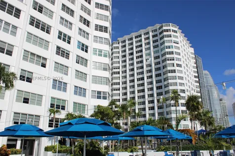 905 Brickell Bay Drive Miami FL 33131