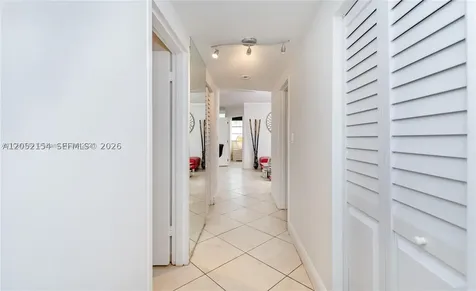 905 Brickell Bay Drive Miami FL 33131