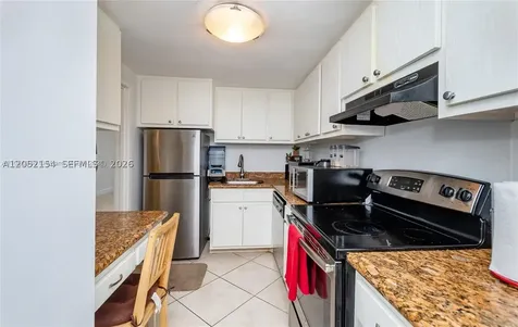 905 Brickell Bay Drive Miami FL 33131