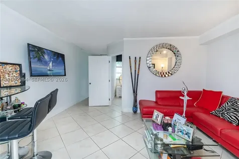 905 Brickell Bay Drive Miami FL 33131