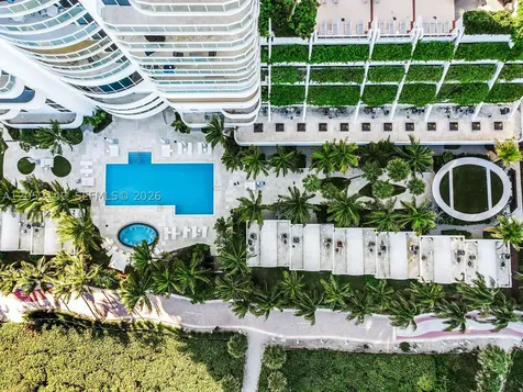 6365 Collins Avenue Miami Beach FL 33141