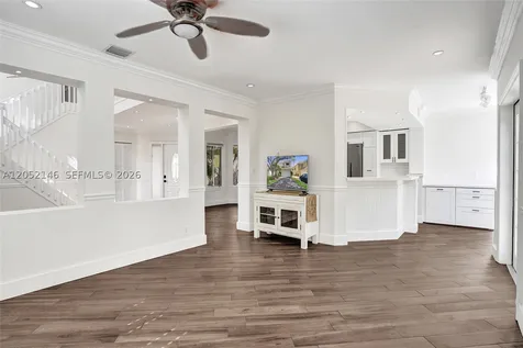 10073 NW 5th Street Plantation FL 33324