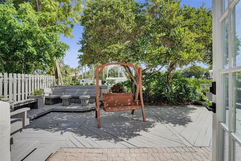 10073 NW 5th Street Plantation FL 33324