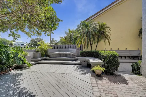 10073 NW 5th Street Plantation FL 33324