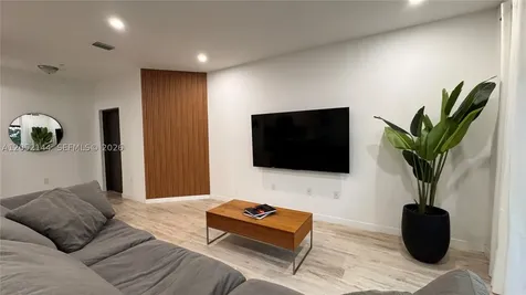 15540 SW 136th Street Miami FL 33196