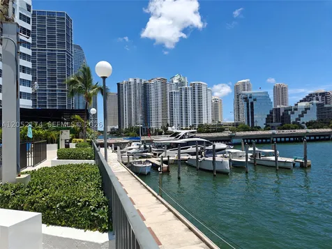 999 Brickell Bay Drive Miami FL 33131