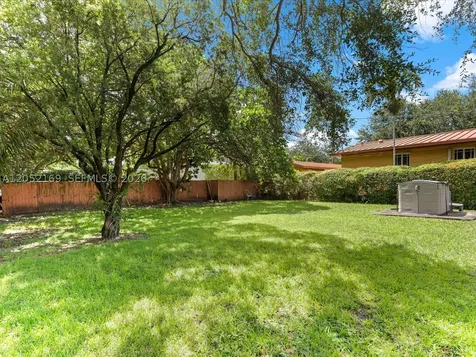 640 Cardinal Street Miami Springs FL 33166