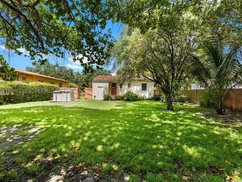 640 Cardinal Street Miami Springs FL 33166