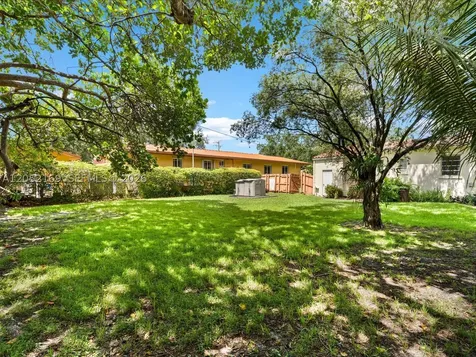 640 Cardinal Street Miami Springs FL 33166