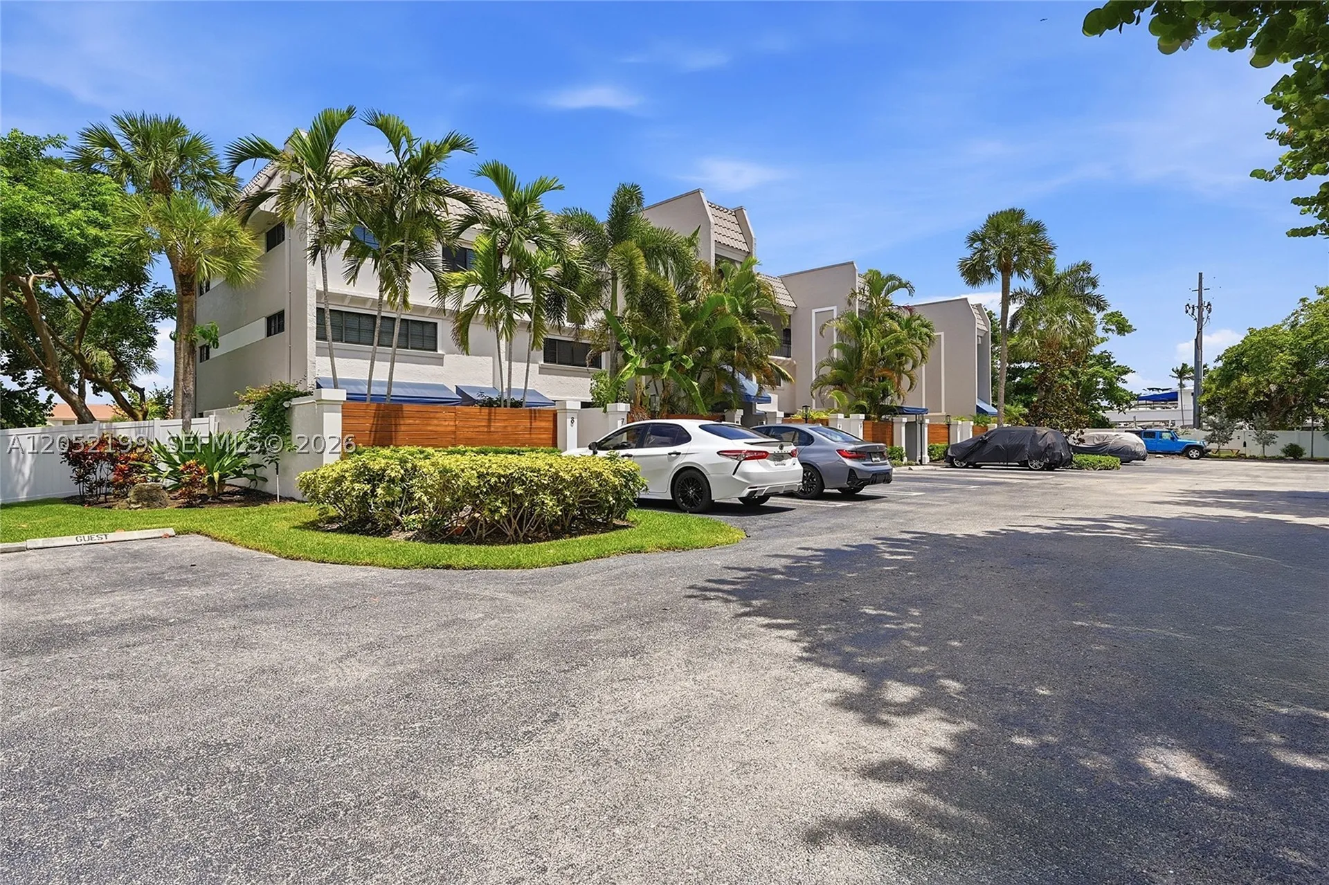 801 Palm Trail Delray Beach FL 33483