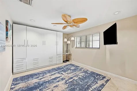 801 Palm Trail Delray Beach FL 33483