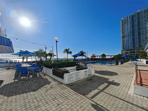 825 Brickell Bay Drive Miami FL 33131