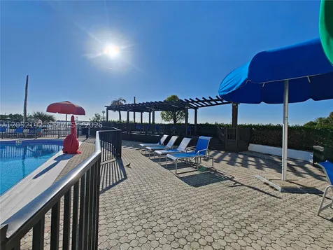 825 Brickell Bay Drive Miami FL 33131
