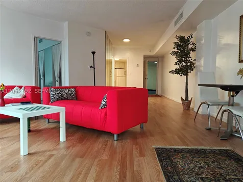 825 Brickell Bay Drive Miami FL 33131