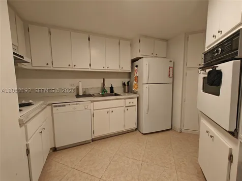 825 Brickell Bay Drive Miami FL 33131