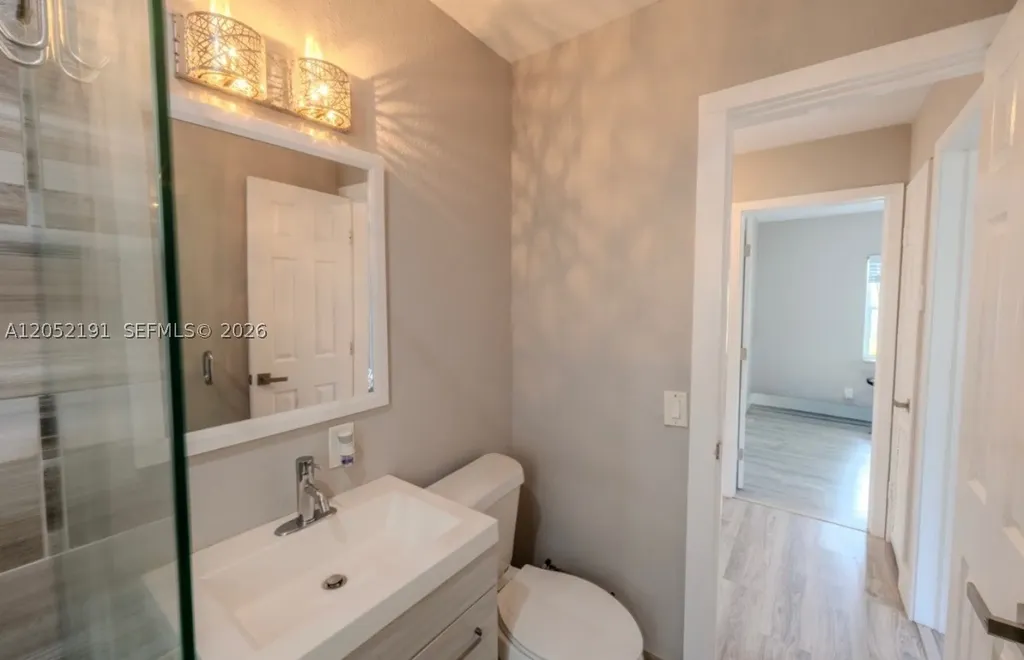 1120 S 28th Avenue Hollywood FL 33020