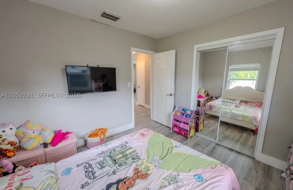 1120 S 28th Avenue Hollywood FL 33020