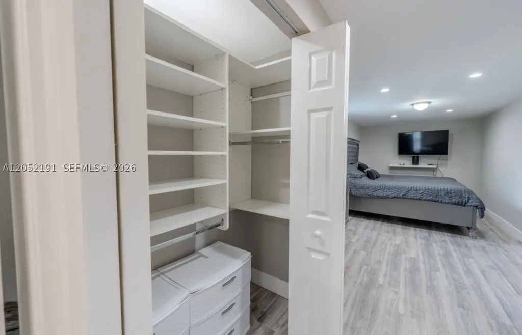 1120 S 28th Avenue Hollywood FL 33020