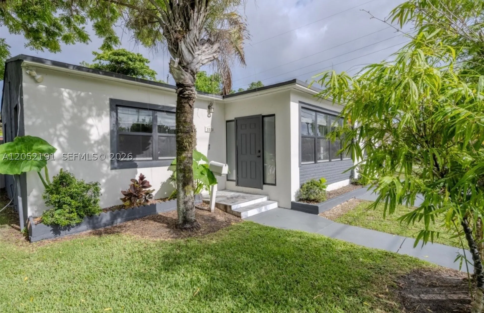 1120 S 28th Avenue Hollywood FL 33020