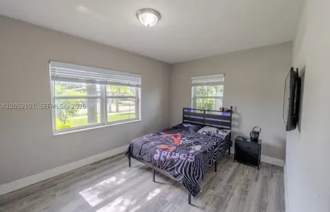 1120 S 28th Avenue Hollywood FL 33020