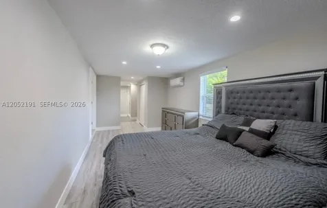 1120 S 28th Avenue Hollywood FL 33020