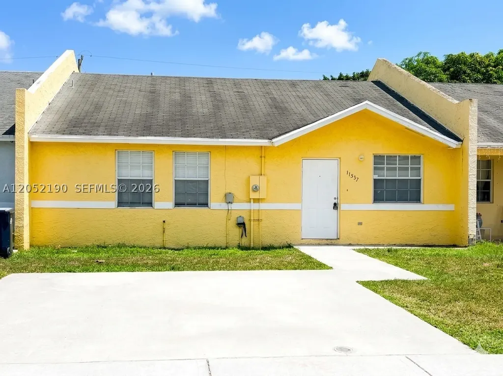11537 Louis Street Miami FL 33176