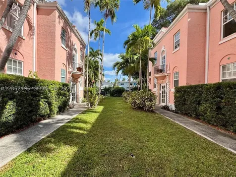 754 Meridian Avenue Miami Beach FL 33139