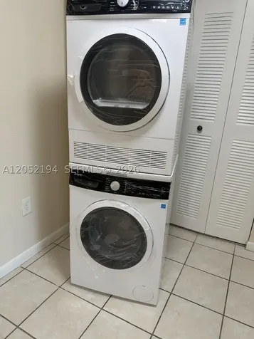 15530 SW 80th Street Miami FL 33193