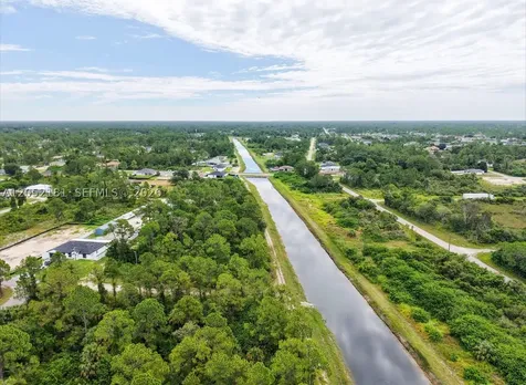 2814 Ida Avenue N Lehigh Acres FL 33971