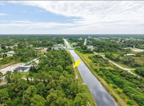 2814 Ida Avenue N Lehigh Acres FL 33971