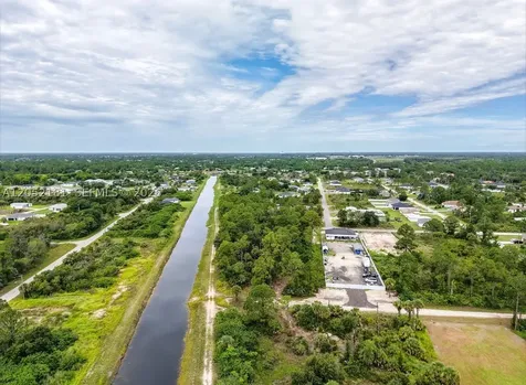 2814 Ida Avenue N Lehigh Acres FL 33971