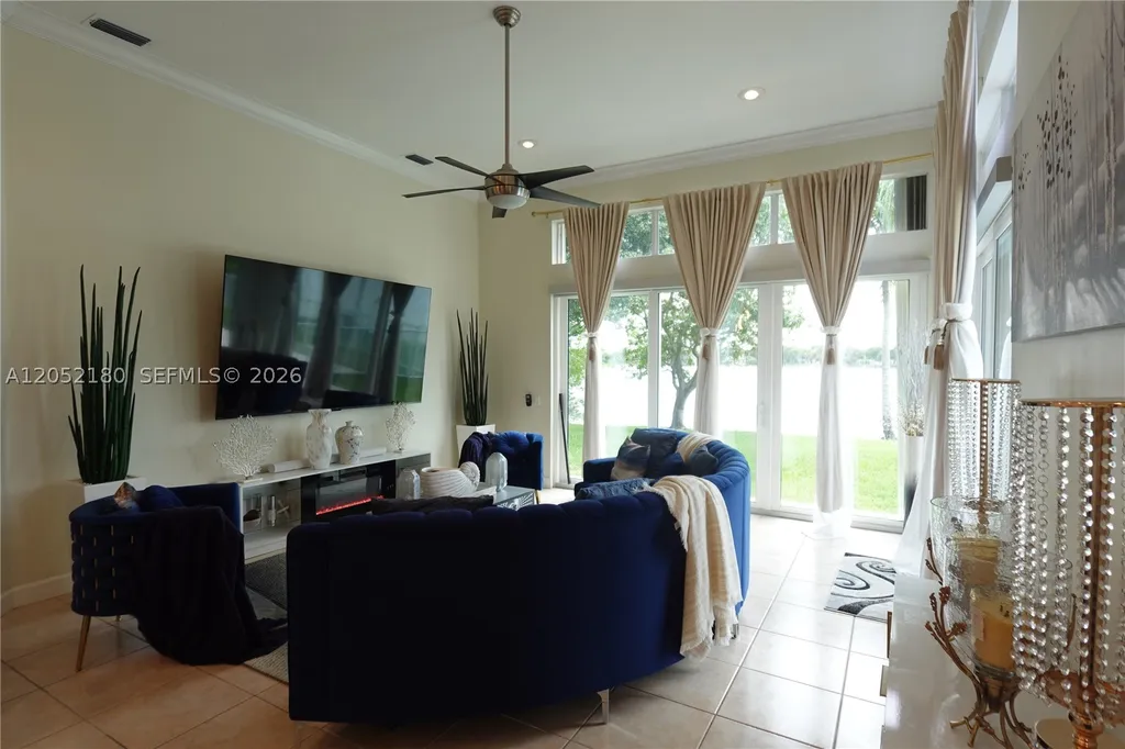 512 NW 120th Drive Coral Springs FL 33071