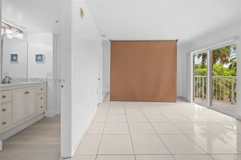 280 SW 20th Road Miami FL 33129