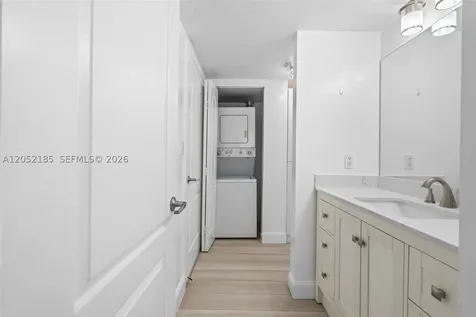280 SW 20th Road Miami FL 33129