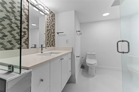 7135 Collins Avenue Miami Beach FL 33141