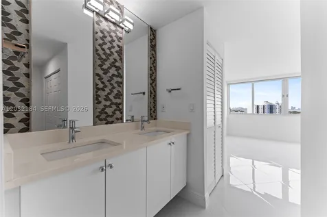 7135 Collins Avenue Miami Beach FL 33141