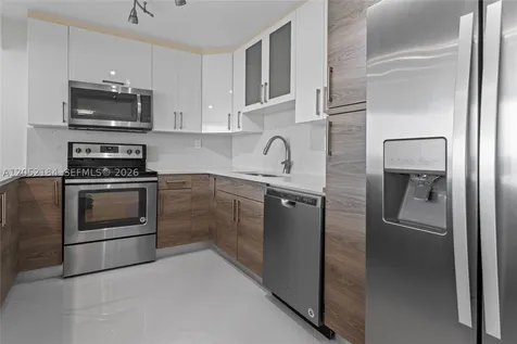 7135 Collins Avenue Miami Beach FL 33141