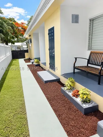 1723 Wiley Street Hollywood FL 33020