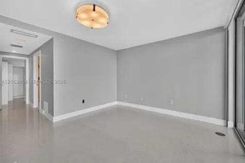 2950 NE 188th Street Aventura FL 33180