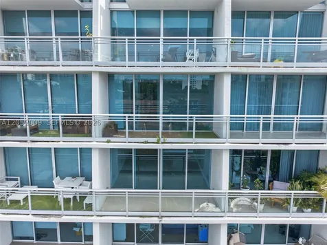2950 NE 188th Street Aventura FL 33180