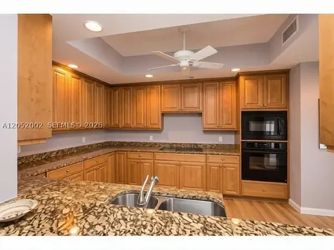 300 Beach Drive NE St Petersburg FL 33701