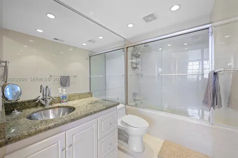 19999 E Country Club Drive Aventura FL 33180