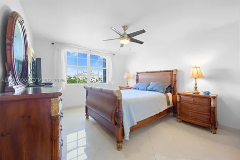 19999 E Country Club Drive Aventura FL 33180