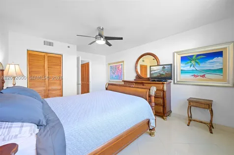 19999 E Country Club Drive Aventura FL 33180