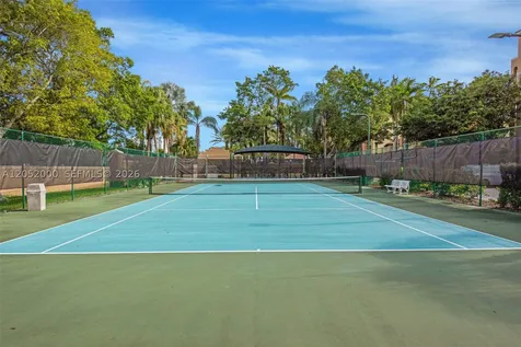 19999 E Country Club Drive Aventura FL 33180