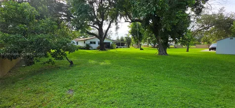Davie FL 33325